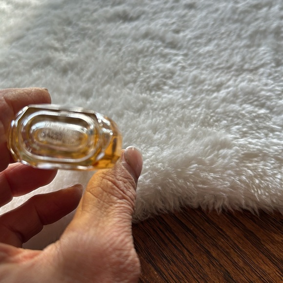 Tosca perfume. - Picture 3 of 3